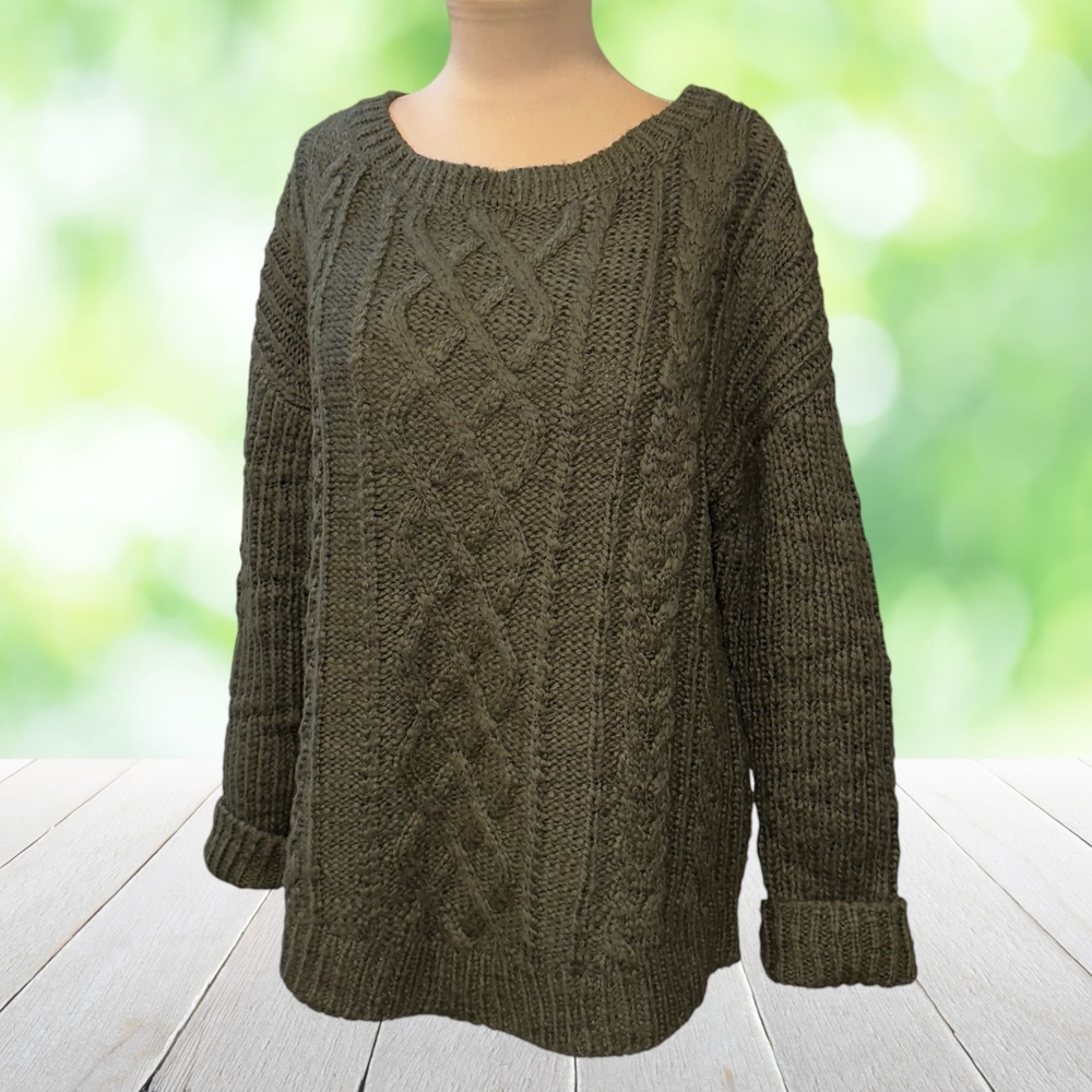 BANANA REPUBLIC Aran Cable Knit Sweater Wool Blend Fisherman Curved Hem Size L